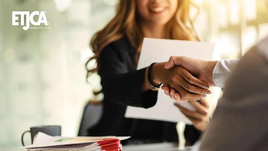 I 10 comandamenti di chi vuol fare buona impressione sul nuovo posto di lavoro